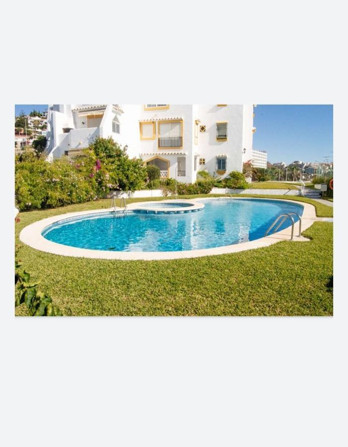 Espectacular Apartamento En Primera Linea De Playa Benalmadena Exterior photo